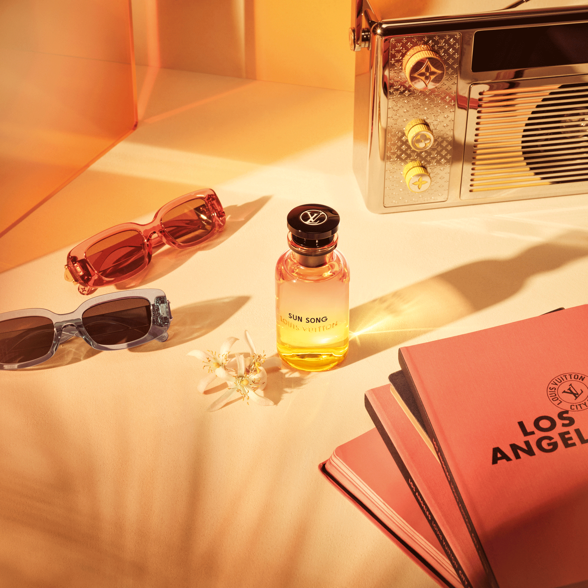 Sun Song - Collections | LOUIS VUITTON
